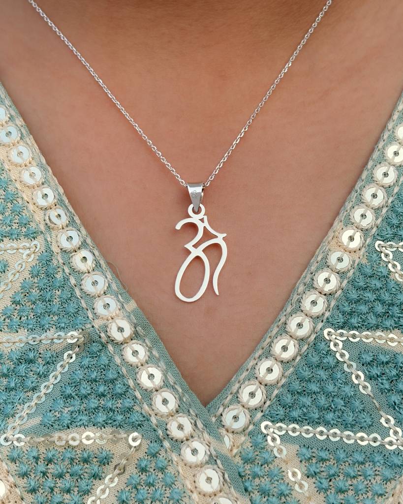 925 Sterling Silver Blessed Om Pendant With Anchor Chain For Womens And Mens : CP18_1A_1