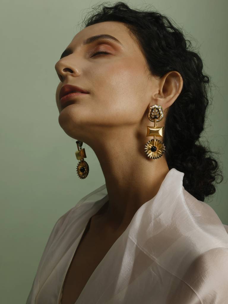 Mughal Hand Crafted Earrings : OTW-1029