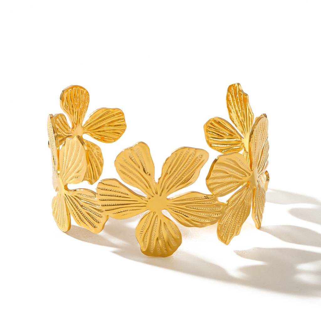 18K Plated Waterproof, Anti-Tarnish Chunky Floral  Cuff Bangle Bracelet : AOU0125B23G
