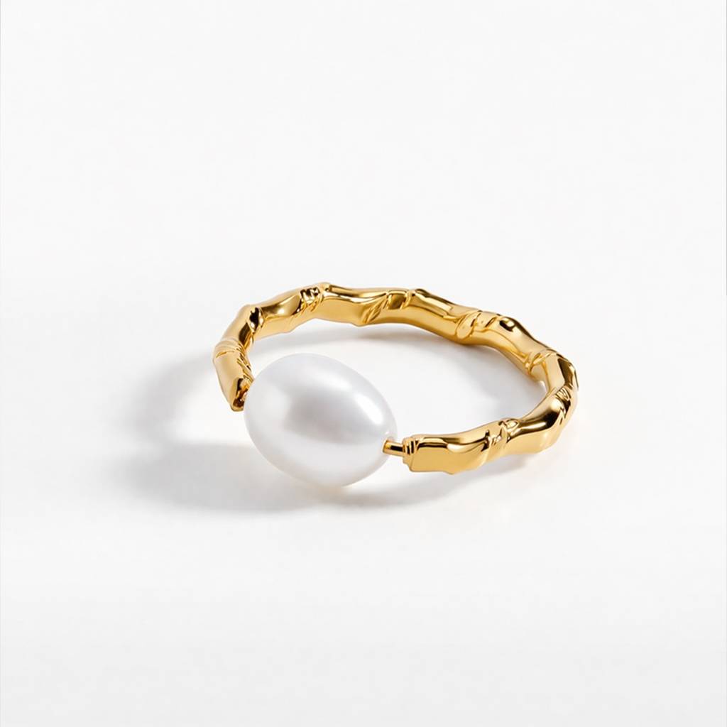 Gold-Toned Twist Pearl Minimal Ring - Modern Everyday Wear, Waterproof Gold : 1009091