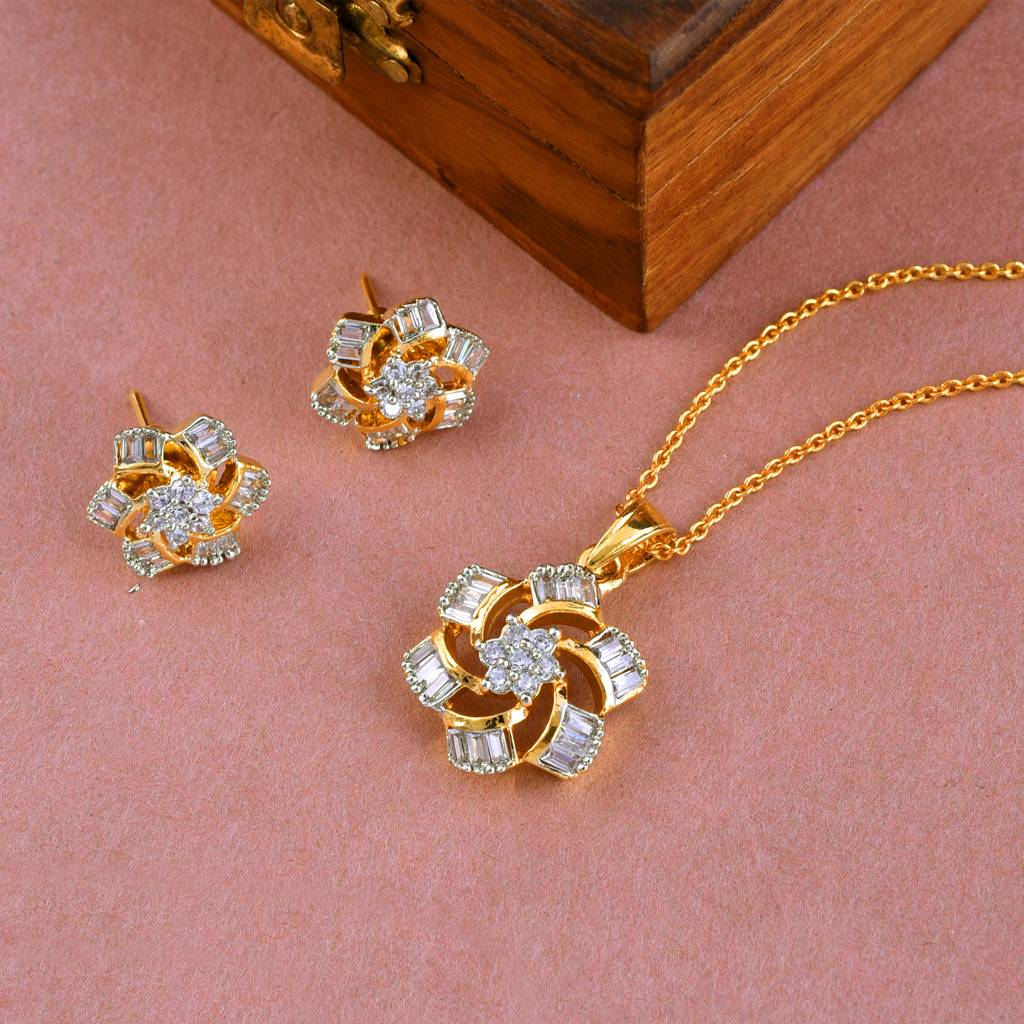 Lustrous Stardust Diamond Pendant Set With Chain And Earrings : PJPENGCZ30