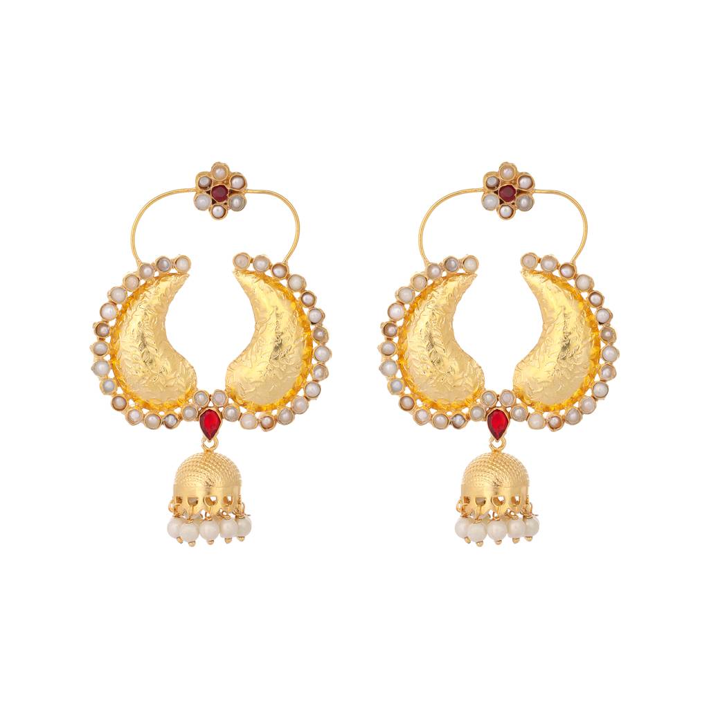 22K Gold Plated Pearls Paisley Bloom Earrings : YI24A0377E