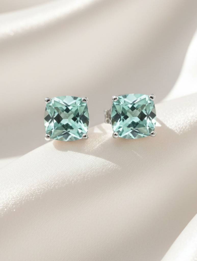 Kicky & Perky Natural Green Amethyst Cushion-Cut Solitaire Stud Earrings In 925 Sterling Silver : VSILSME003