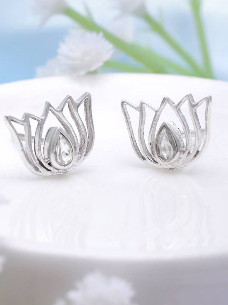 92.5 Silver Green Kundan Chakra Stud Earrings : U100SG003MY058