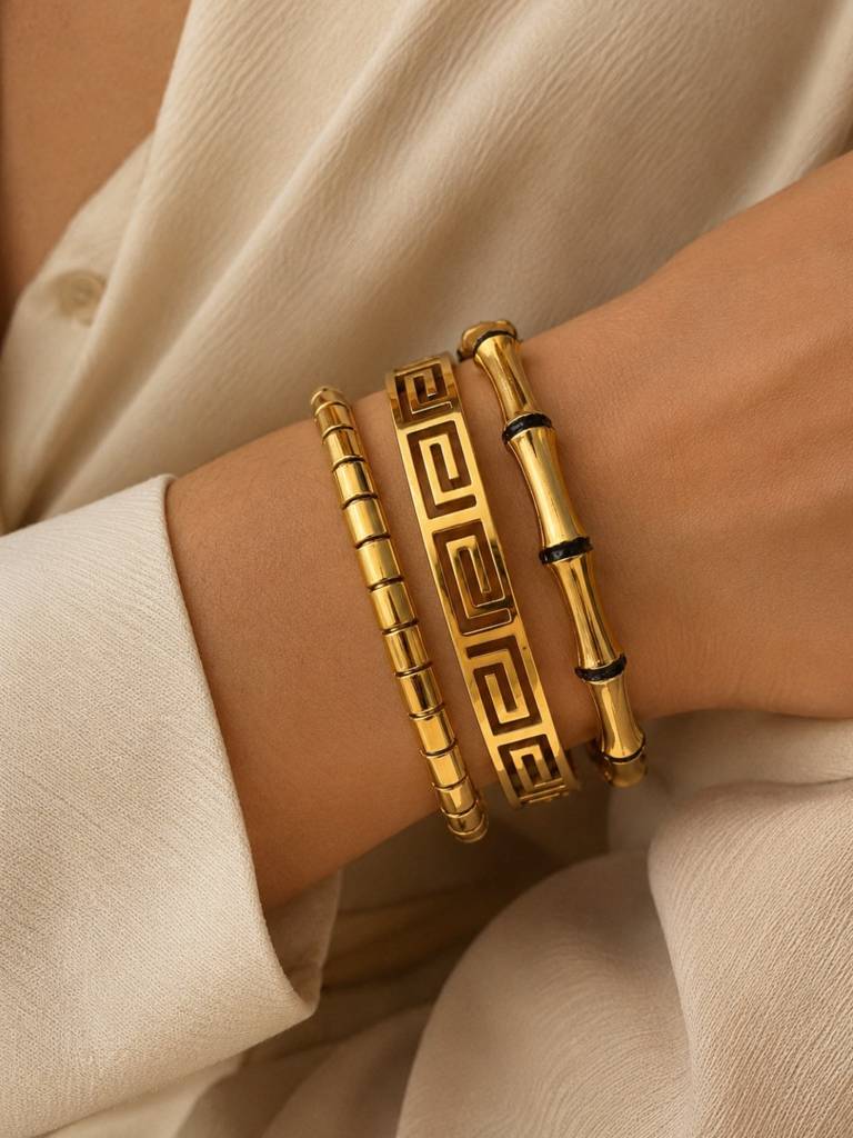 18K Gold Plated Stackable Bracelet Set – Set Of 3 : CBR013GPS