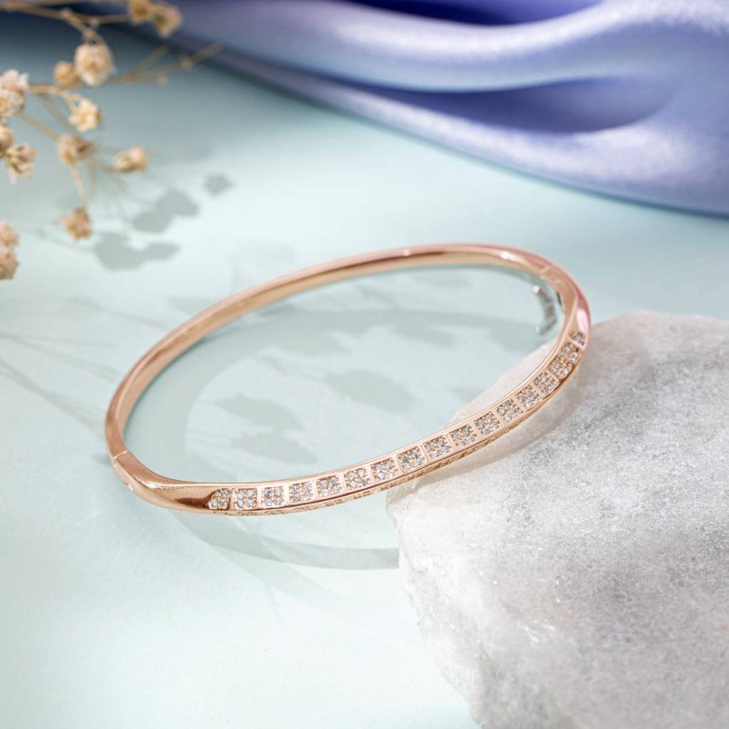 Elegant 925 Sterling Silver Cz Studded Silver Bracelet : BR-80143