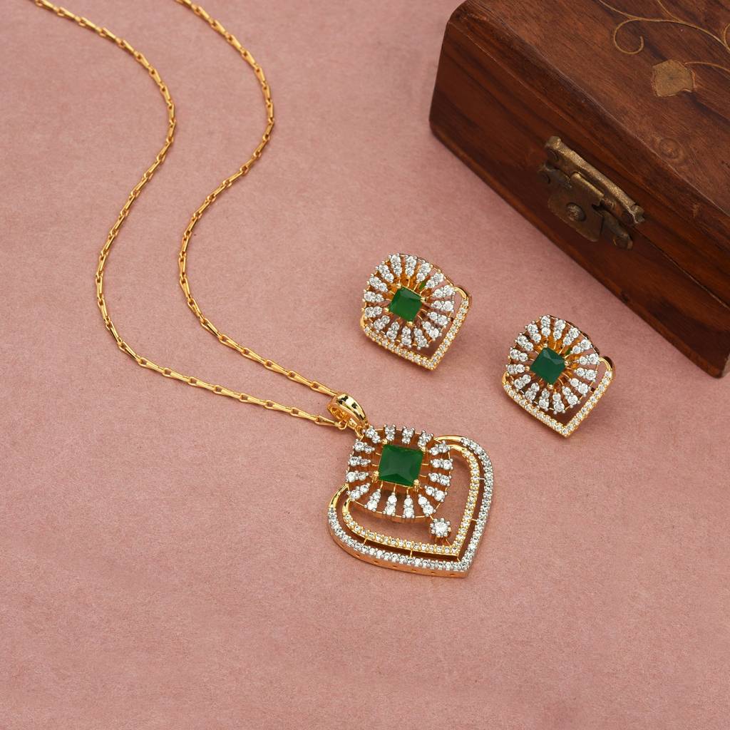 Velora Fine Edge Pendant Set : PJPENGJECZ270