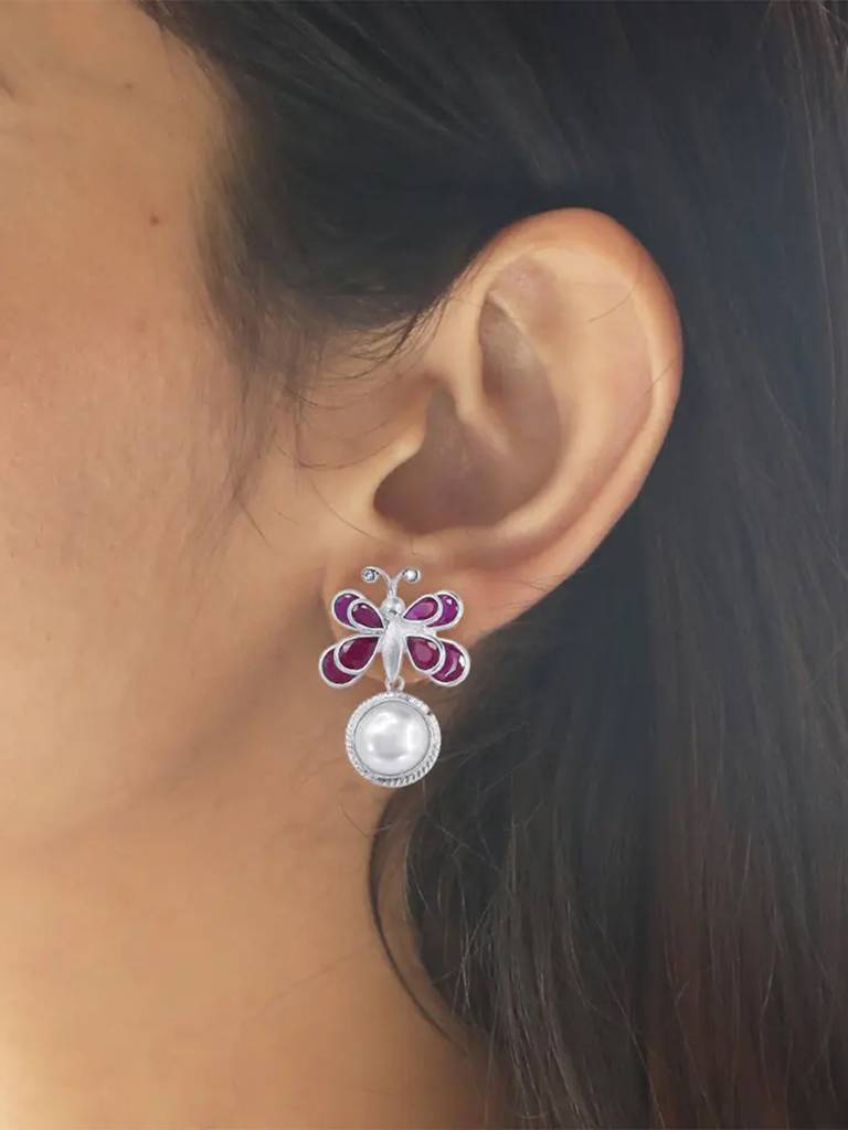 92.5 Silver Butterfly Earring : U080SO010E0784