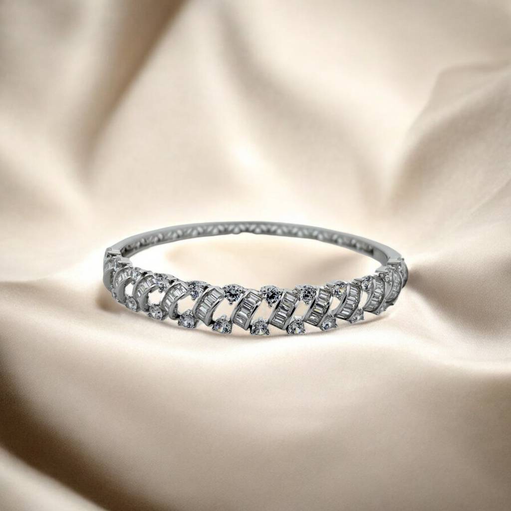 Silver Twilight Radiance Bracelet : SS124