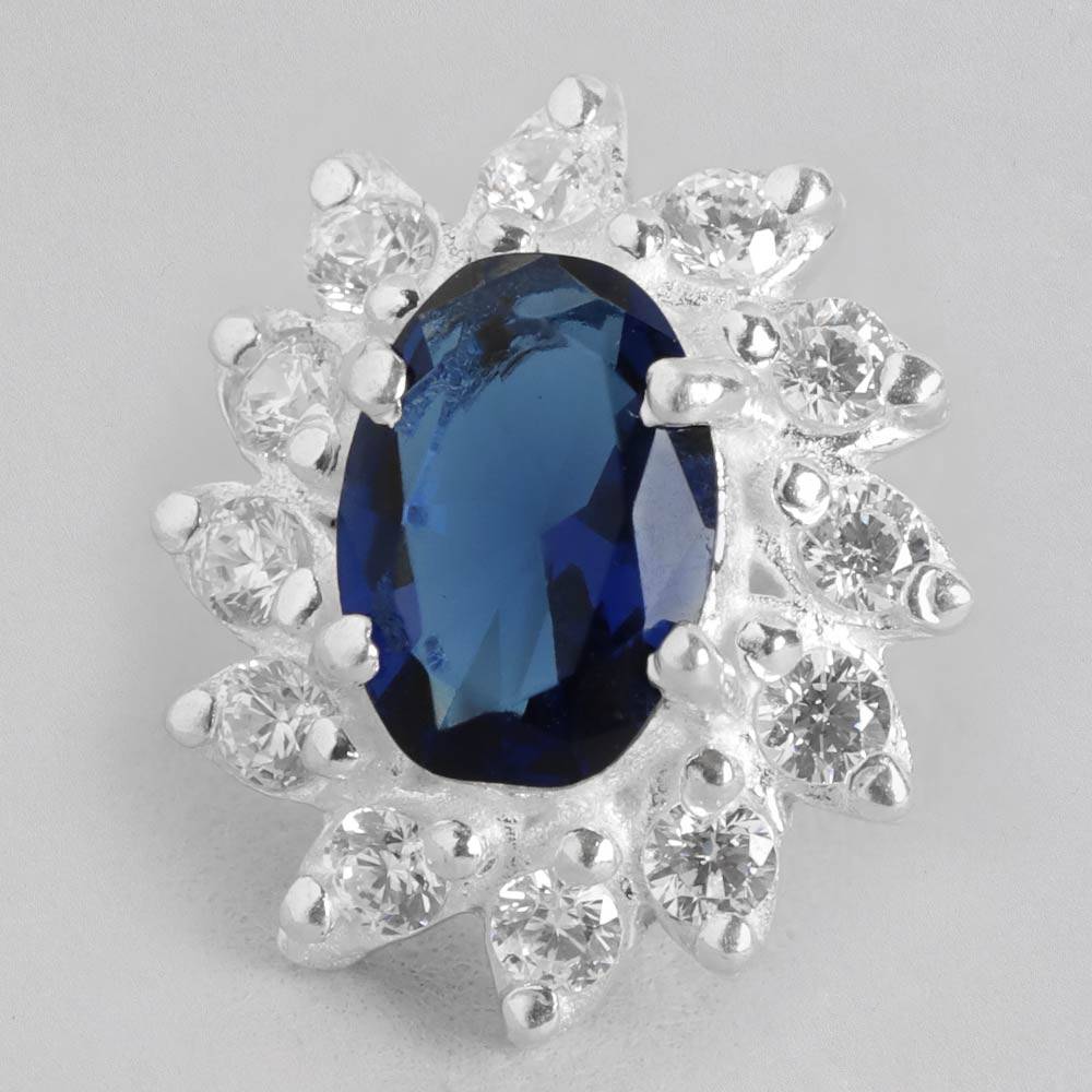 Silver 92.5 Blue Sparkling Earring : Silver 92.5 Blue Sparkling Earring : Silver 92.5 Blue Sparkling Earring : Z125SG002