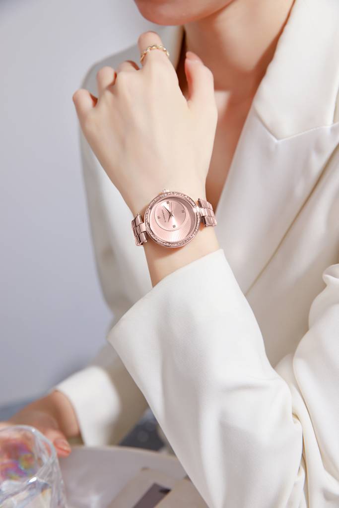 Giordano Unique Analog Watch For Women With Diamond Indices, Stainless Steel Strap And Crystal Embellished Bezel -  : A2056-88