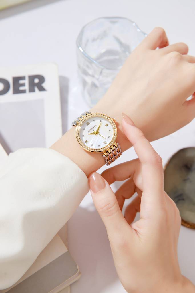 Giordano Analog Watch For Women With Stainless Steel Strap And Crystal Embellished Bezel, Roman Numerals - A2060 : A2060-55
