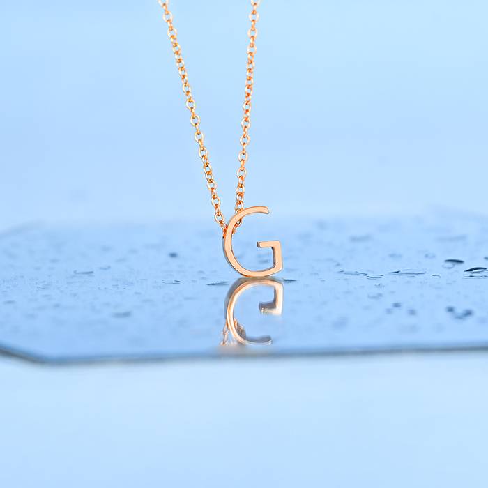 Gleaming G Initial Necklace : BIN36