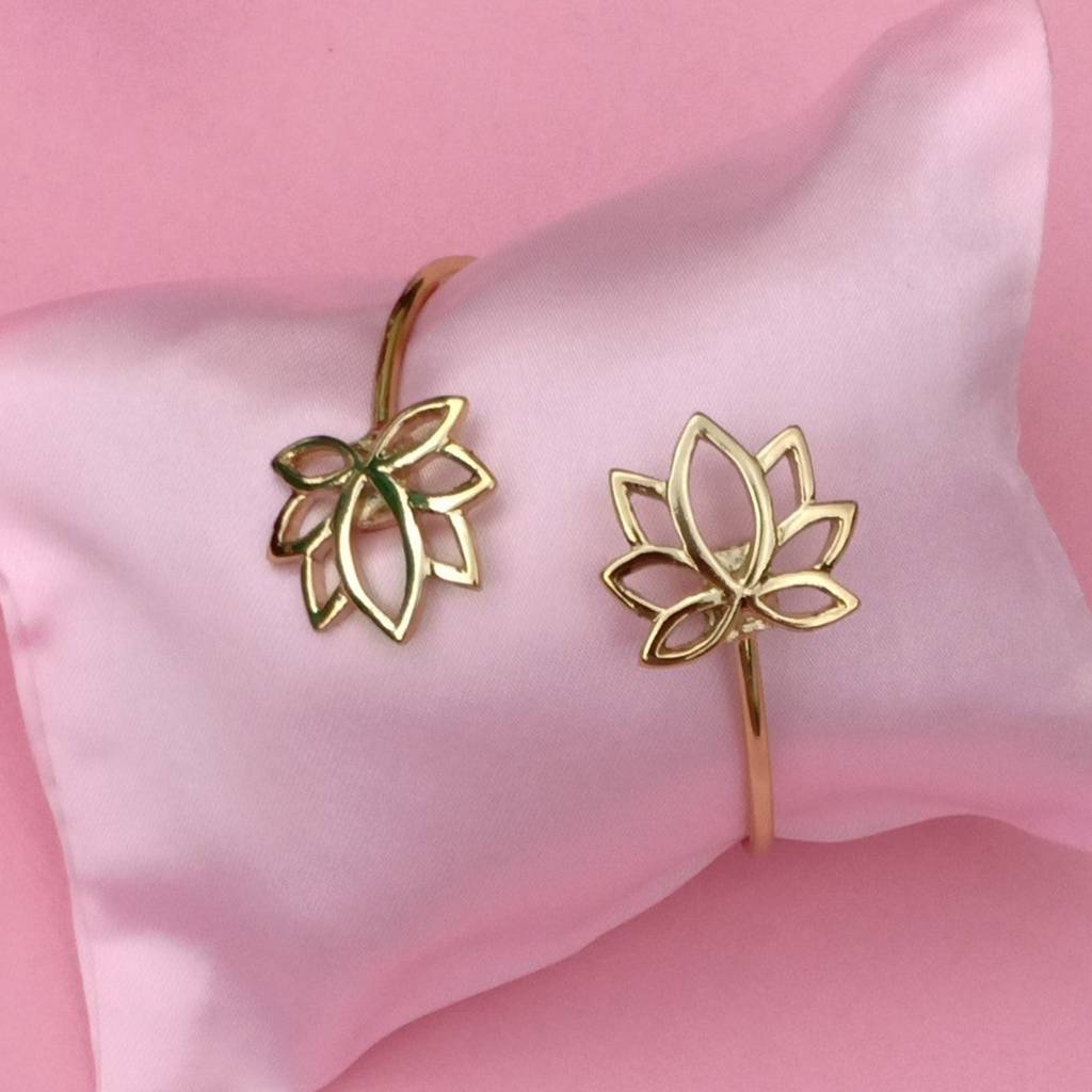 Estele Gold Plated Antique Floret Lotus Bracelet For Women : 102066-IGBR