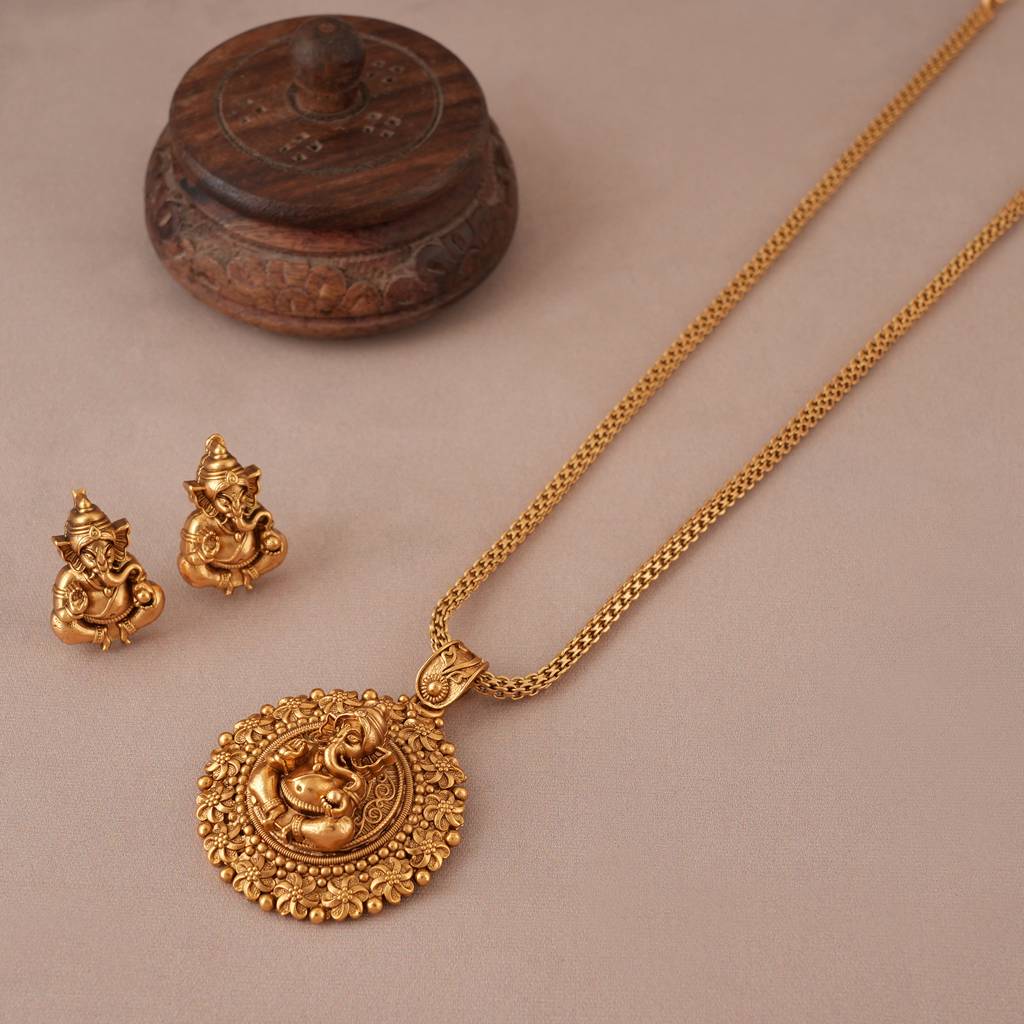Amazing Antique Gold Plated Lord Ganesha Pendant Set I Temple Jewellery  Brass Gold