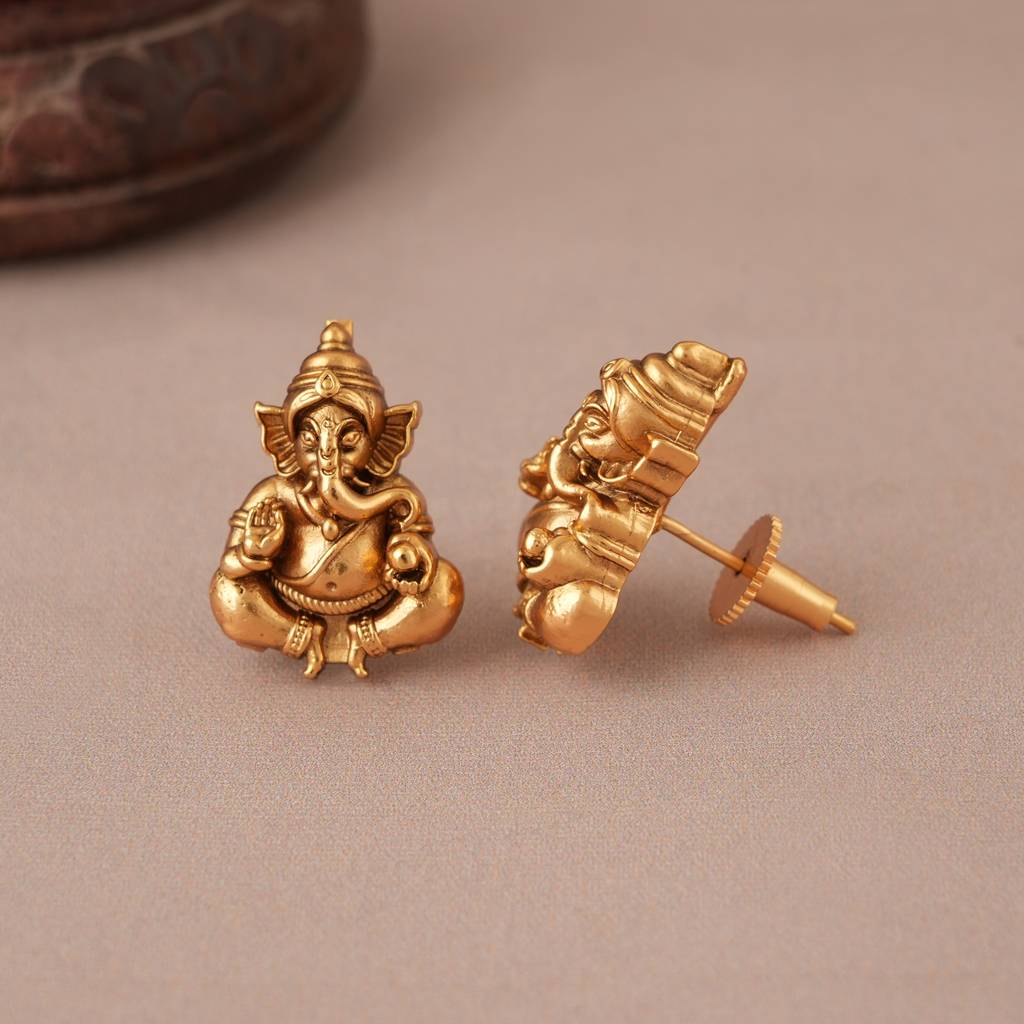 Amazing Antique Gold Plated Lord Ganesha Pendant Set I Temple Jewellery : SJ381