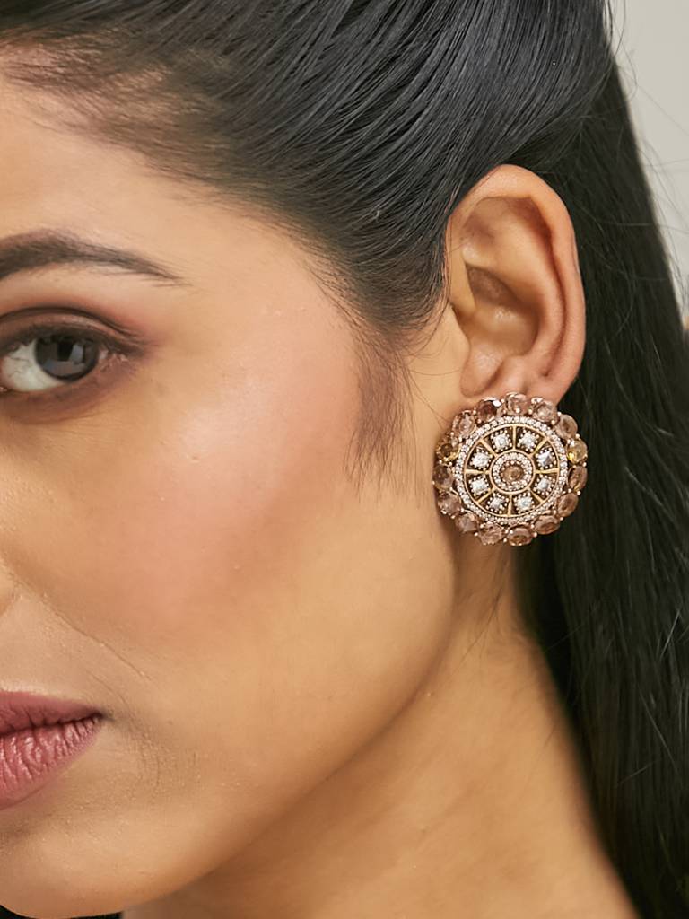 Vintage-Inspired Round Crystal Stud Earrings With Smoky Accents : YI24A0205E