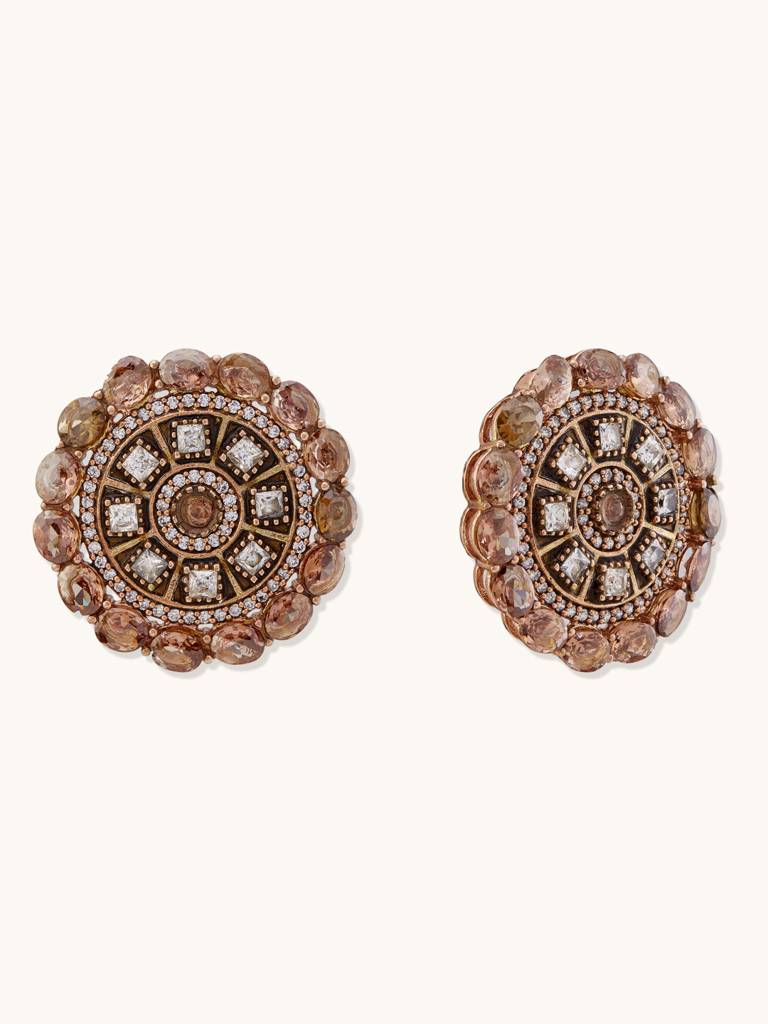 Vintage-Inspired Round Crystal Stud Earrings With Smoky Accents : YI24A0205E