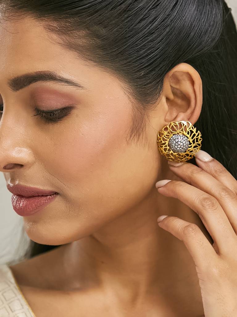 Elegant Gold Filigree Earrings With Crystal Accents : YI24A0196E