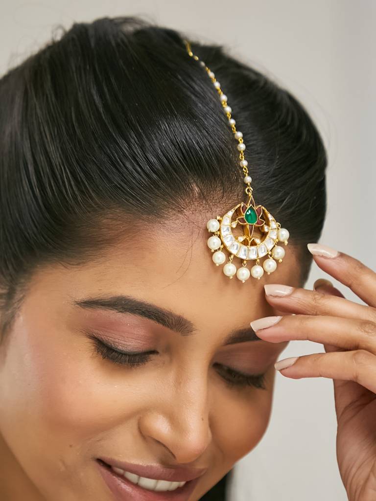 22K Gold-Plated Maang Tikka With Pearls And Gemstones : YI24A0215H