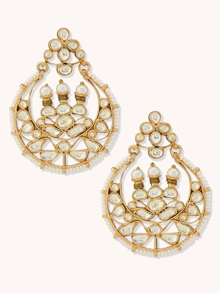 Elegant Gold-Plated Kundan And Pearl Chandbali Earrings : YI24A0184E