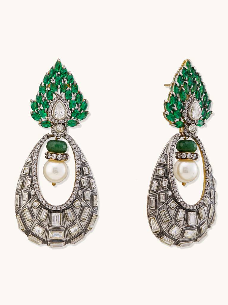 Luxurious Emerald And Pearl Teardrop Earrings With Intricate Detailing : YI24A0198E