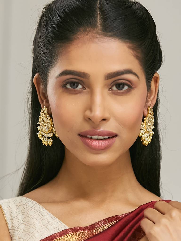 Elegant Gold-Plated Kundan Earrings With Pearl Accents : YI24A0177E