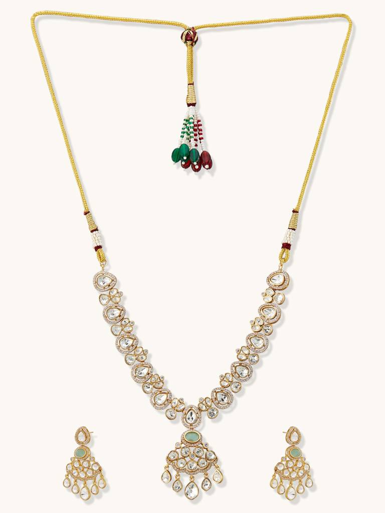 Elegant Kundan Necklace Set With Earrings : YI24A0229N