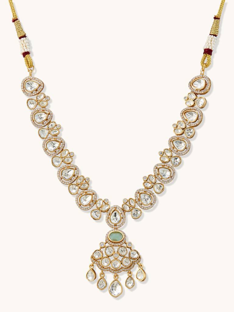Elegant Kundan Necklace Set With Earrings : YI24A0229N