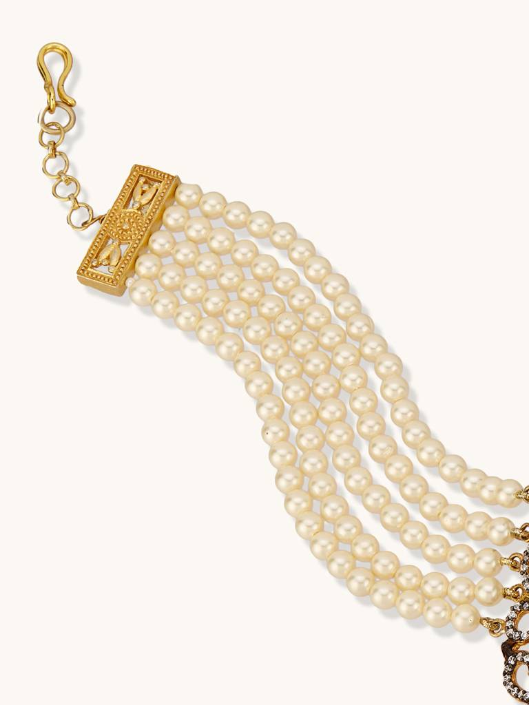 Elegant Pearl And Gold-Plated Choker Necklace With Matching Earrings Set : YI24A0218N
