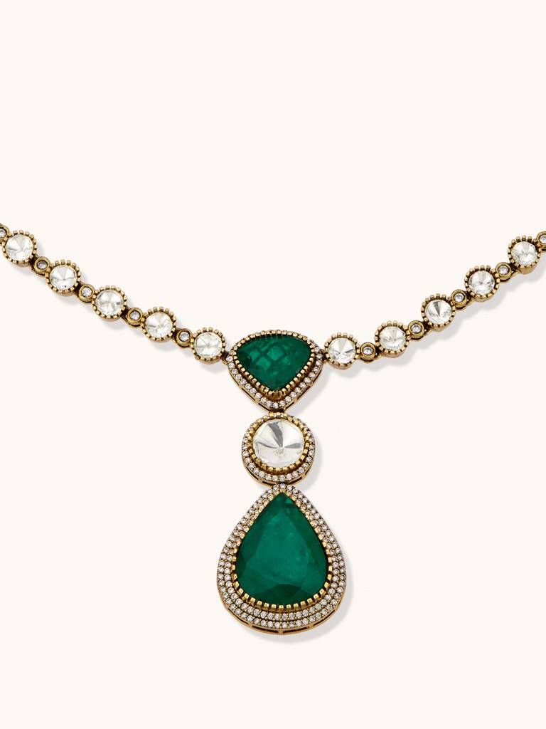 Elegant Gold And Green Gemstone Necklace Set With Earrings : YI24A0231N