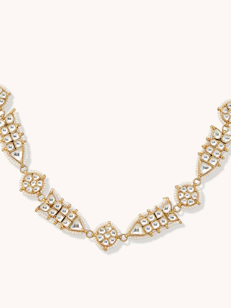 22K Gold-Plated Head Band Cum Choker For Women : YI24A0206H