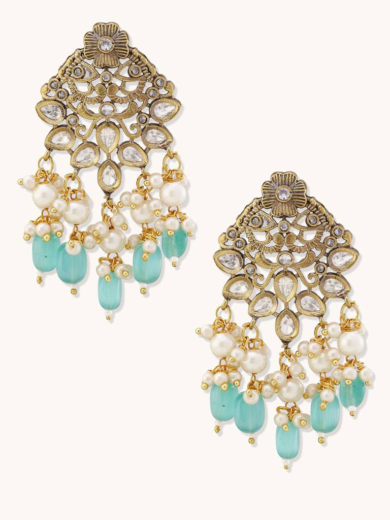 Elegant Turquoise Beaded Necklace Set With Intricate Pendant : YI24A0235N