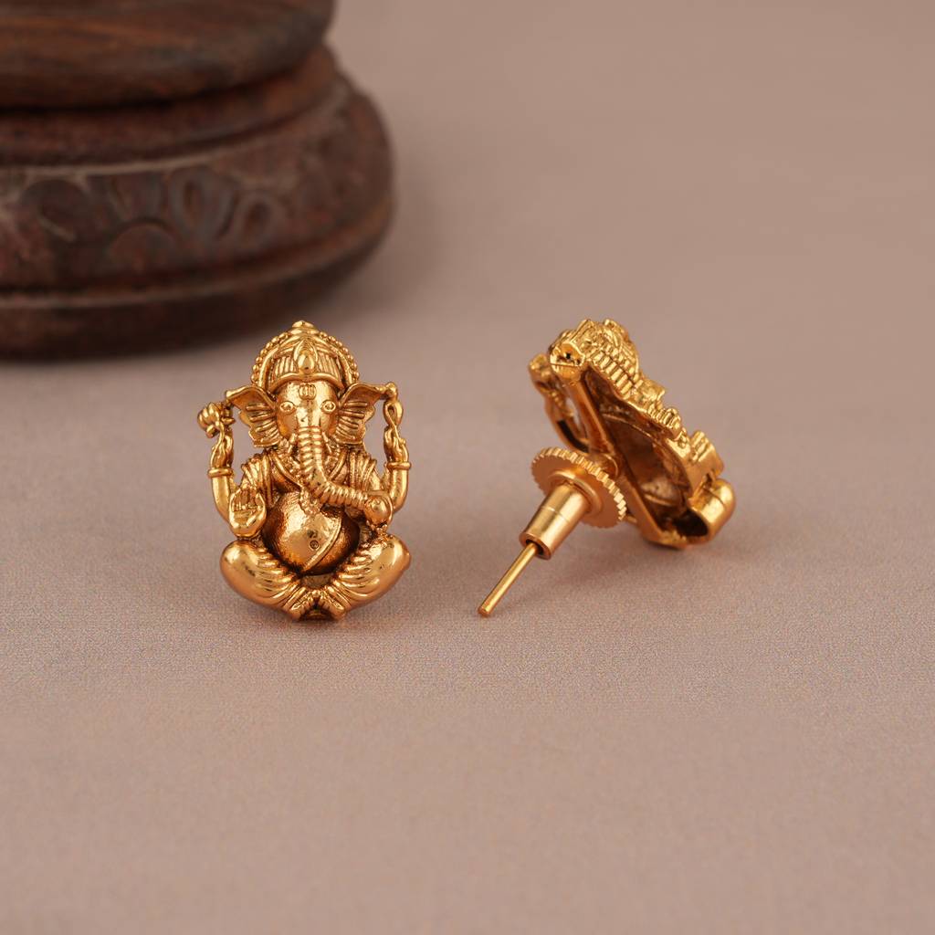 Beautiful Antique Gold Plain Lord Ganesha Pendant Set Itemple Jewellery : SJ391