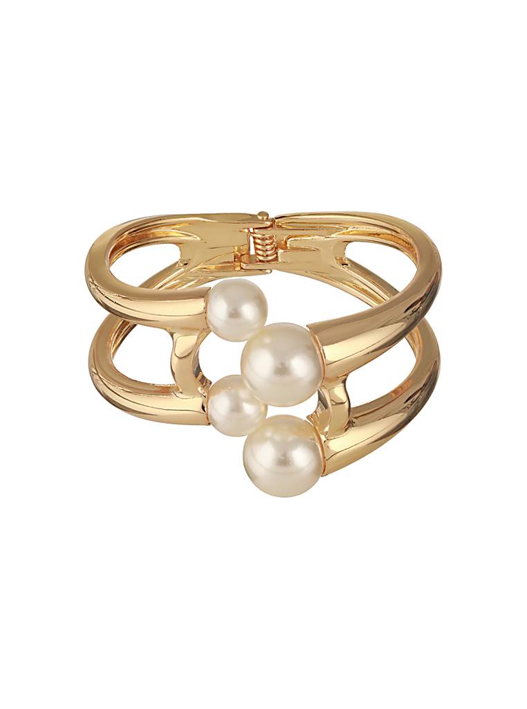 Anti-Tarnishgold Plated Big Pearl Studded Cuff Kada Bracelet : STBR8098