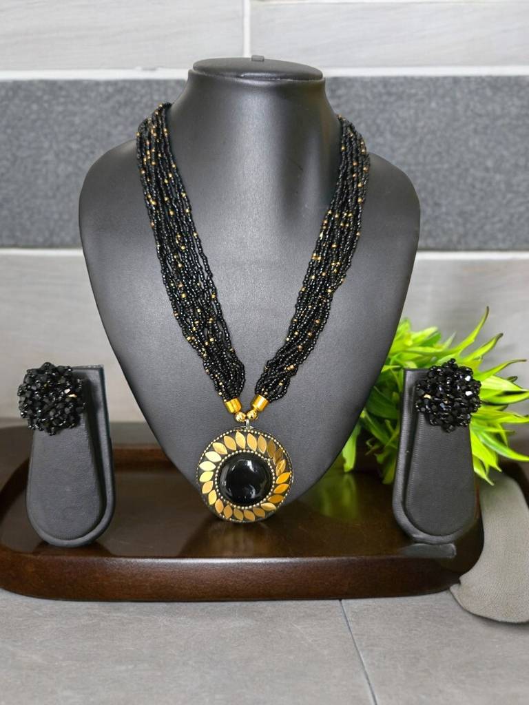 All-Day Statement Beaded Necklace Set : BDE-BLK-TBOL-NWE-145