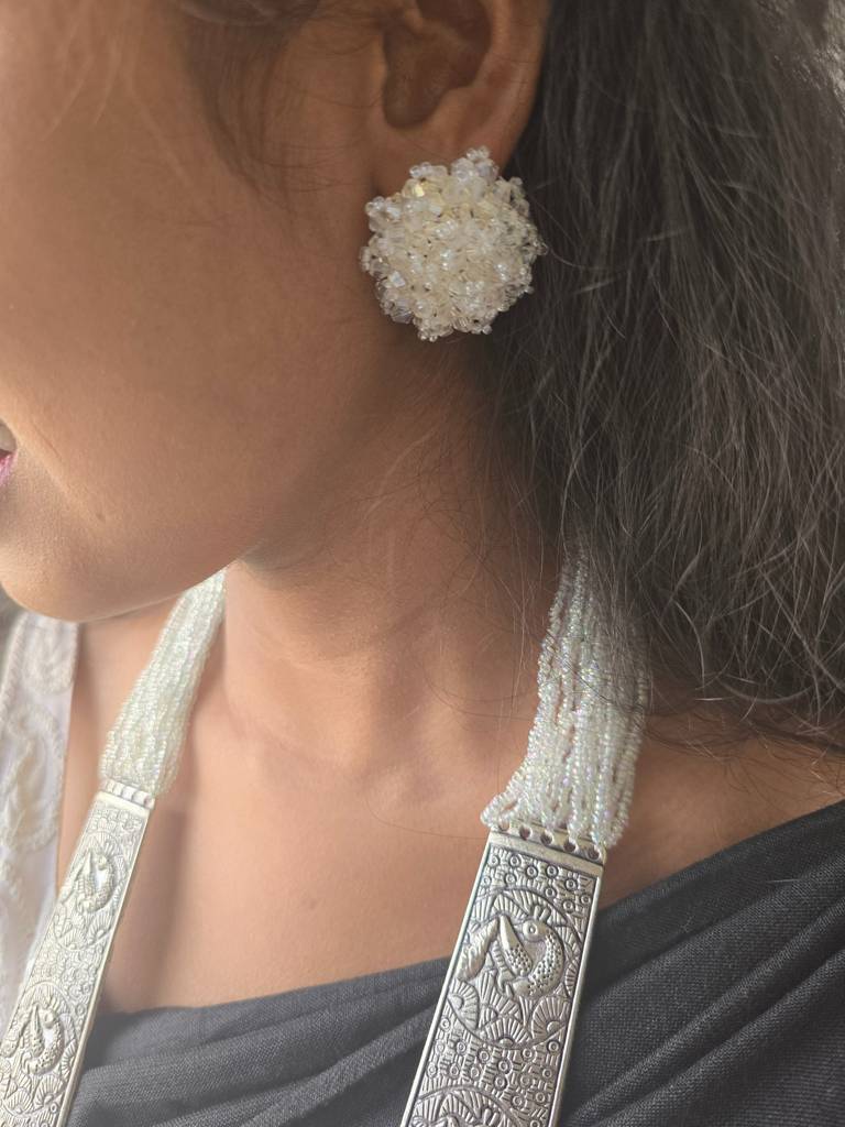 Premium Everyday Studs : CRY-WHT-STBS-ONE-019