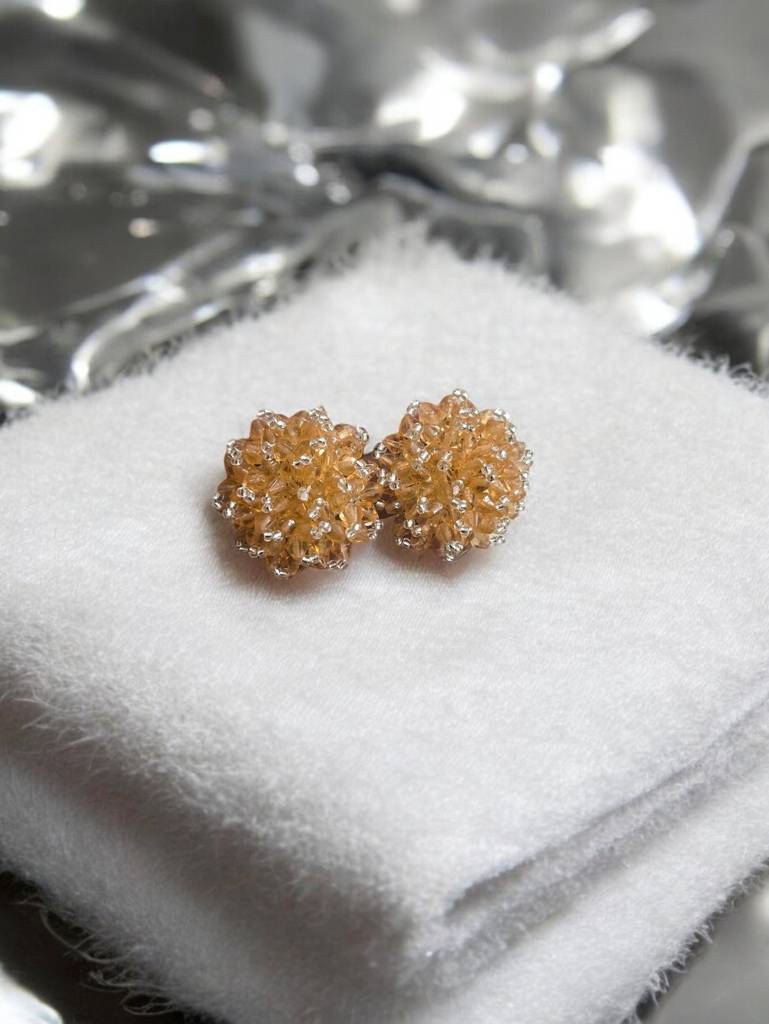 Premium Everyday Studs Made In 3 Days : CRY-PHS-STBS-ONE-203