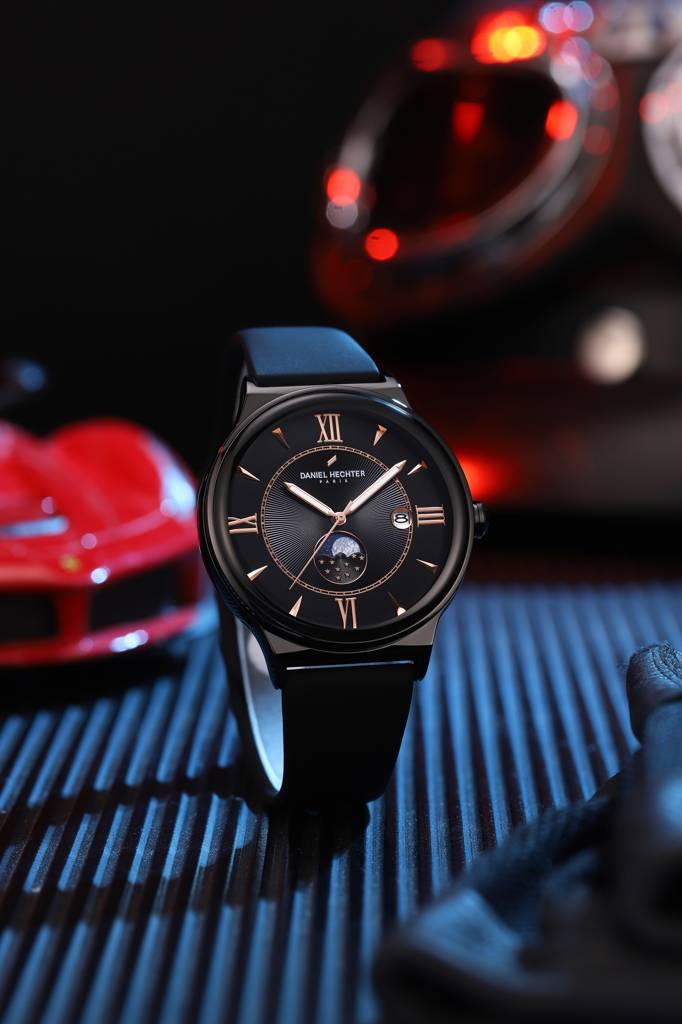 Daniel Hechter Paris Round Dial Watch For Men With Roman Indices, Stylish Silicone Strap, Water Resistant & Quart : DHM1012-02