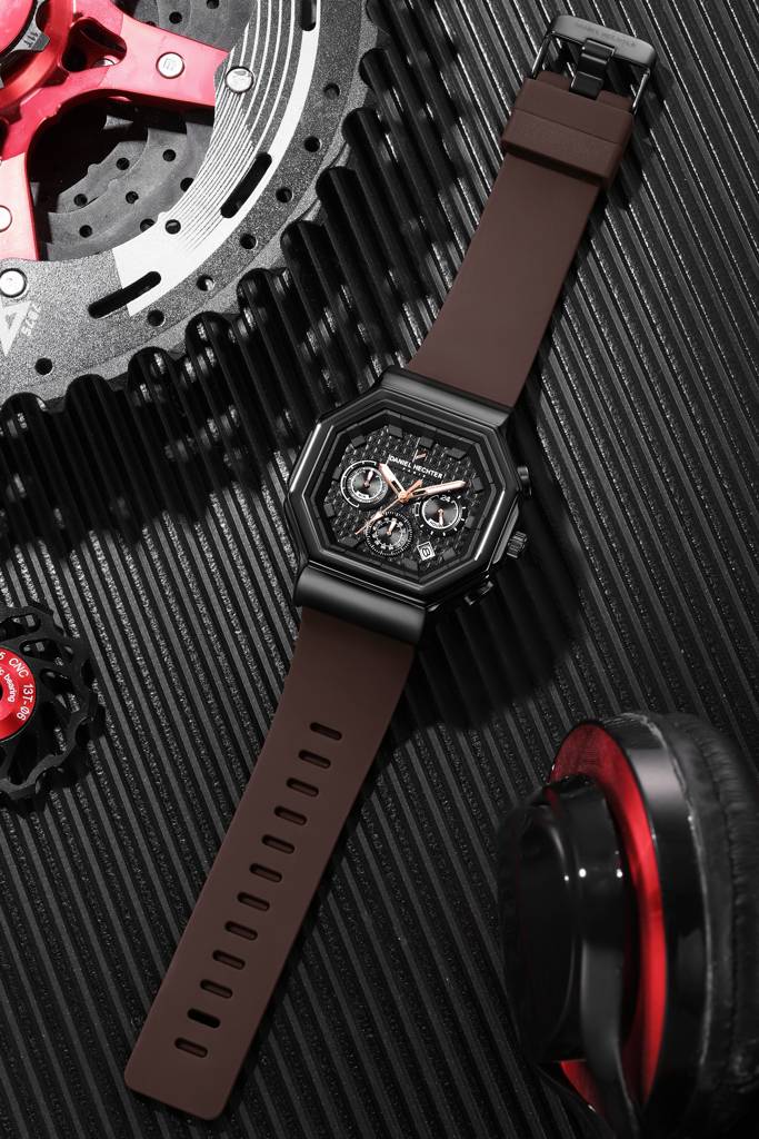 Daniel Hechter Paris Daumesnil Collection Analog Watch For Men Hexagonal Chronograph Watch Black Textured Dial, M : DHM1018-02