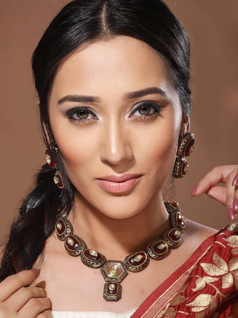 Gold Toned Red Kundan-Studded & Beaded Jewellery Set : SJNK2066
