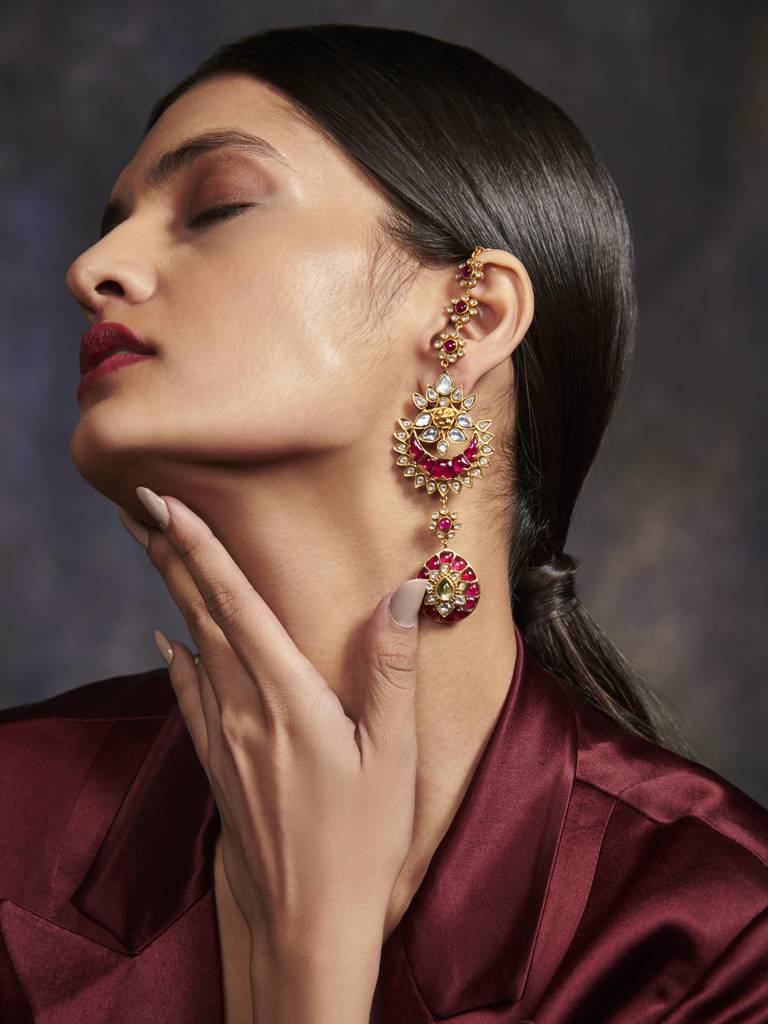 Carnival Of Crimsons Bridal Earrings : 1029
