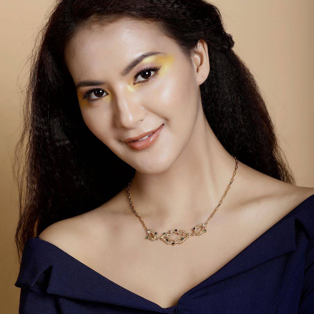 Textured Motif Necklace