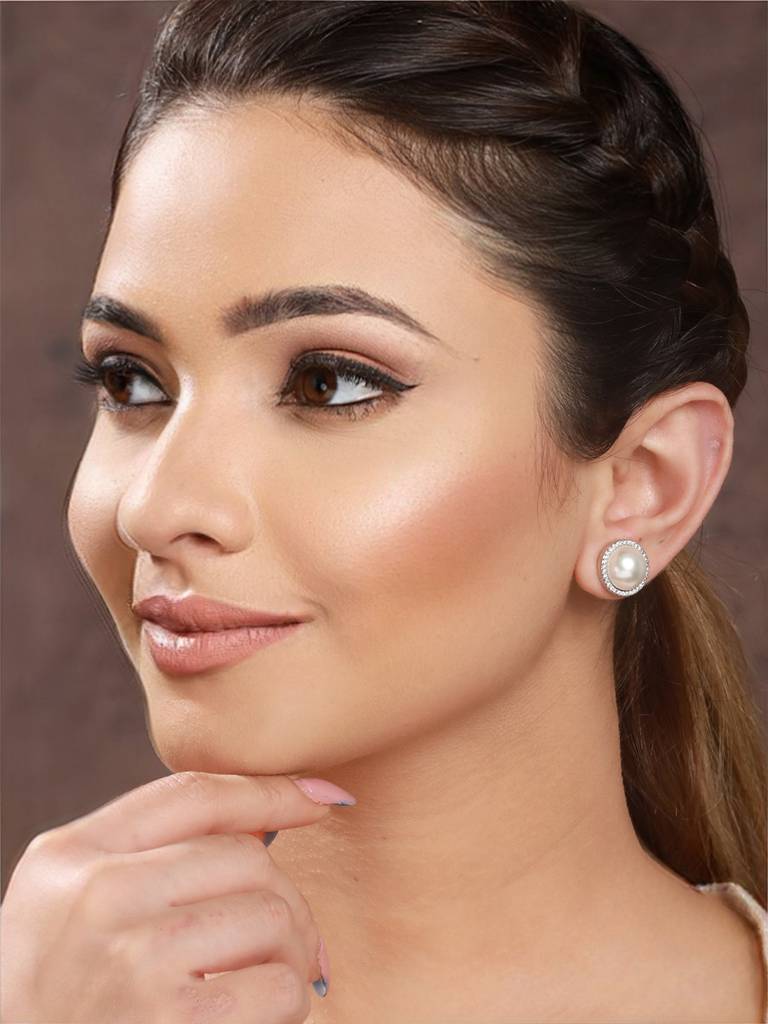 Silver Toned Pearl Minimal Studds Earrings : SJER2162