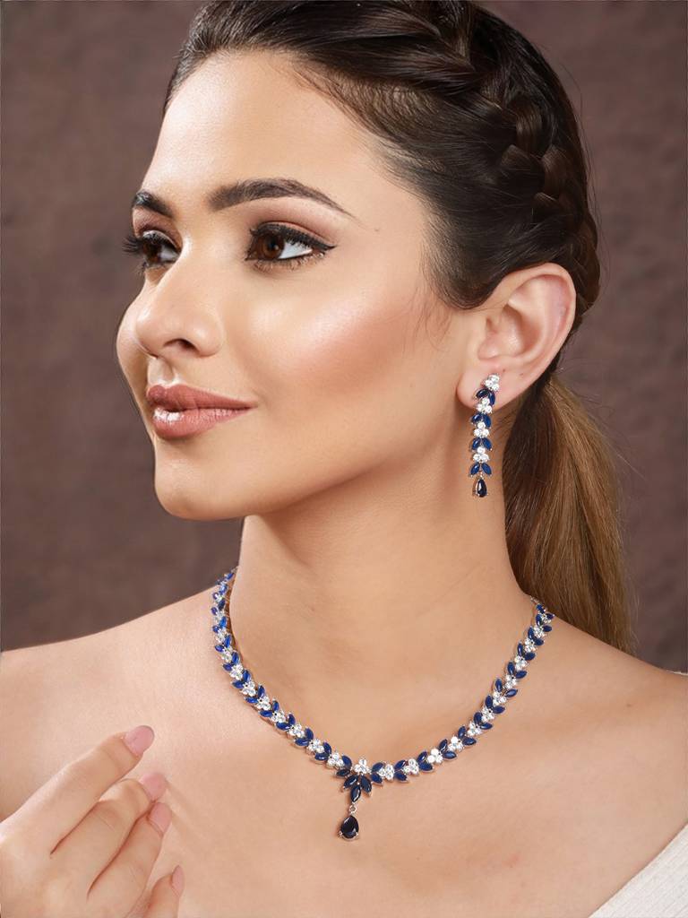 Silver Toned Blue Ad Studded Necklace Set : SJNK2164
