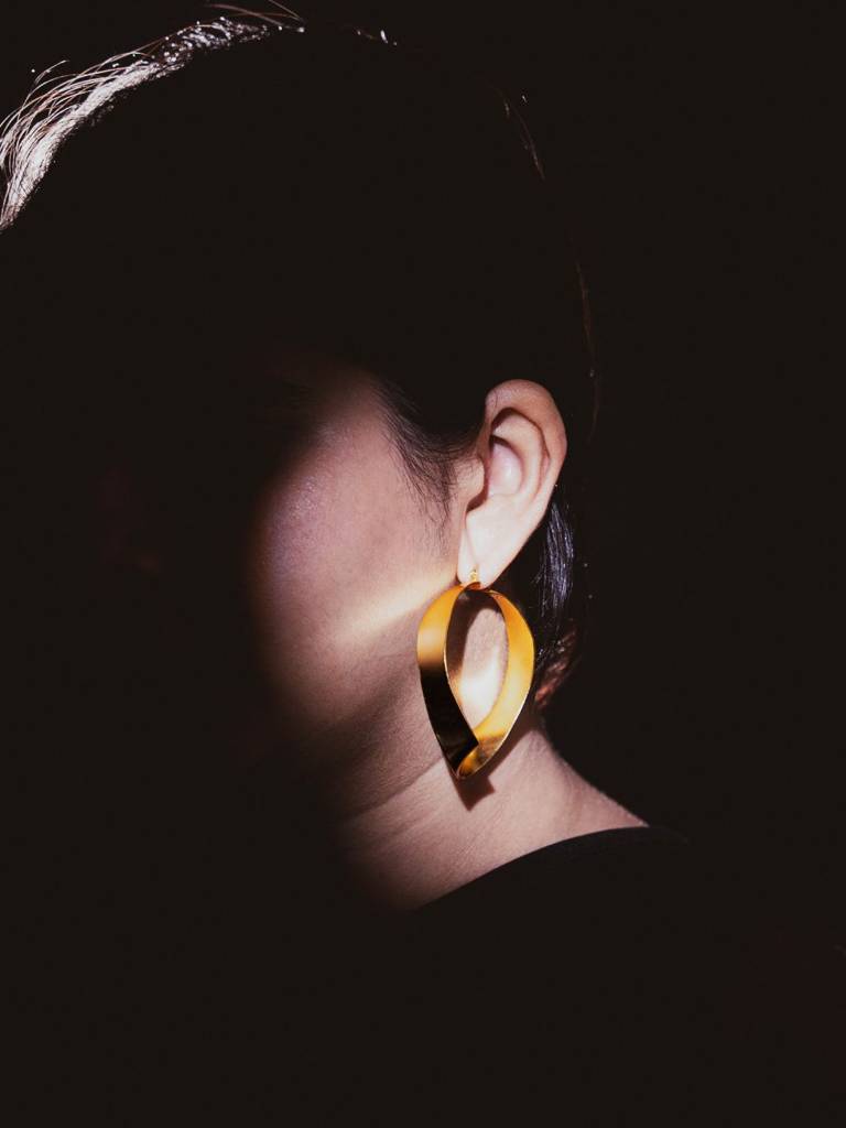 Twist And Turn Hoops : EOTTXL