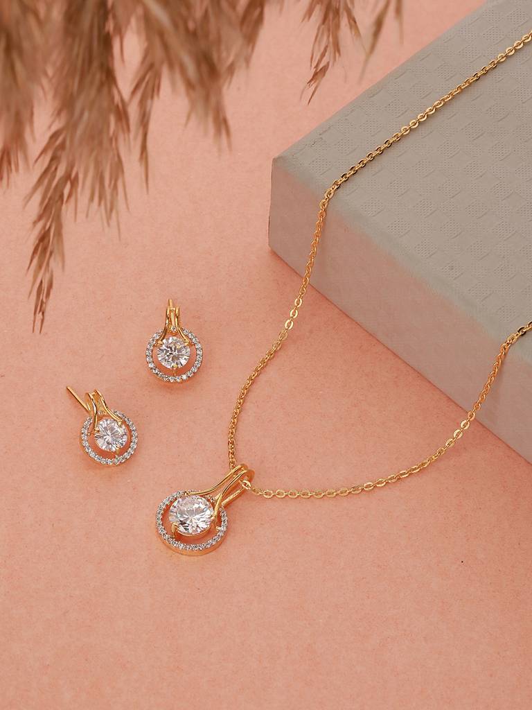 Gold Toned Solitaire Ad Studded Minimal Locket Jewellery Set : SJLK2302