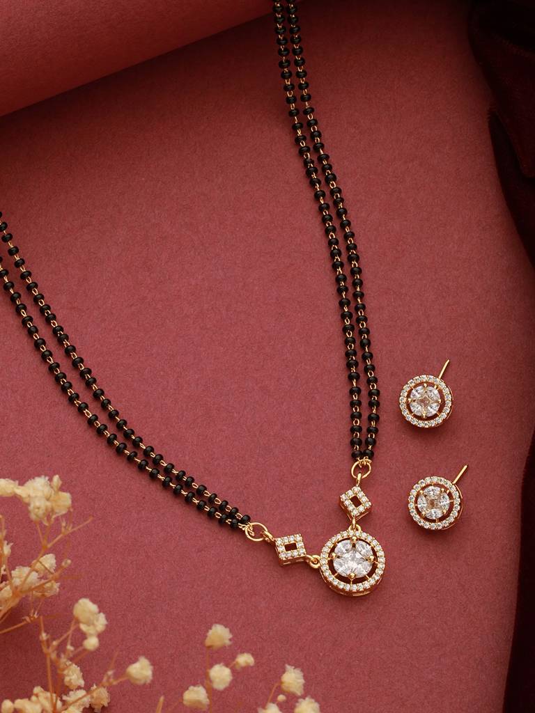 Gold Toned Solitaire Ad Minimal Mangalsutra Jewellery Set Black Brass  One Size