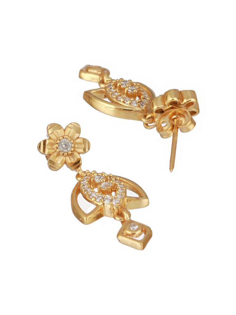Gold Plated Cz Studded Floral Pendant Minimal Necklace Jewellery Set : SJNK2356