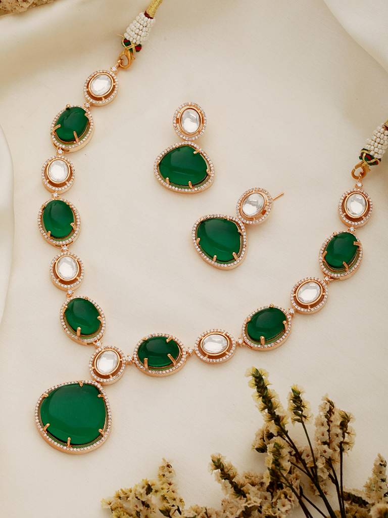 Gold Plated Emerald Green Kundan Studded Designer Luxe Bridal Jewellery Set : SJNK2361
